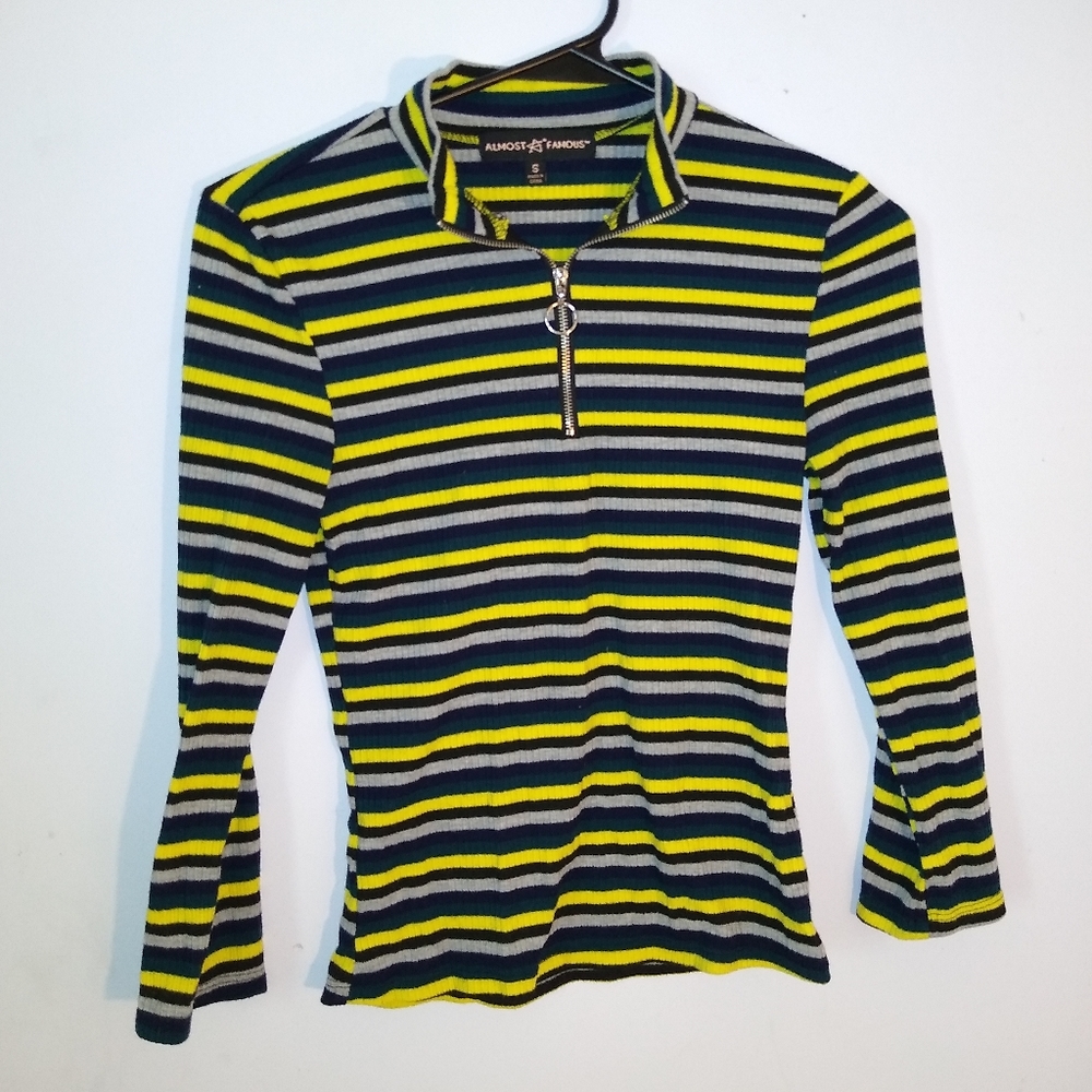 Zumiez Quarter Zip Turtleneck - Picture 2 of 4